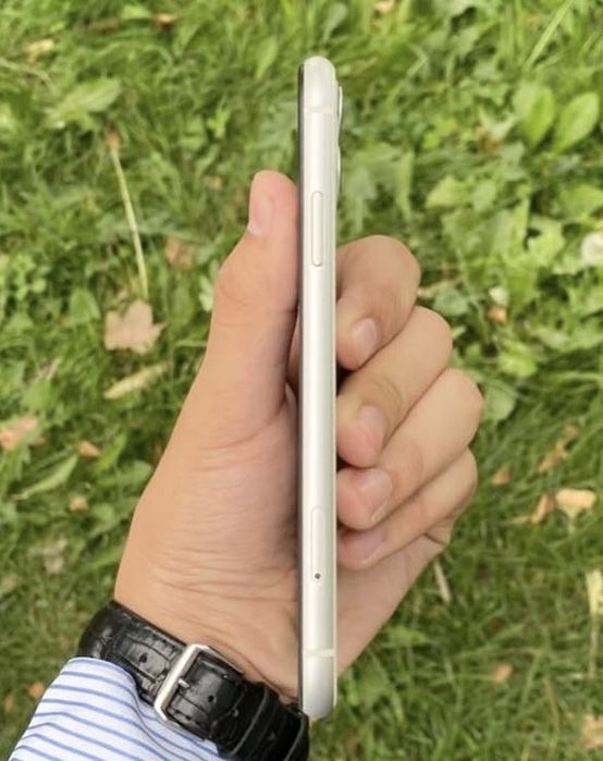 Iphone 11 sotiladi