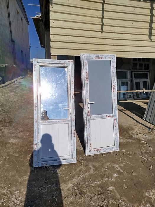 Optomga plastik eshik derazalar tayyorlab beramiz