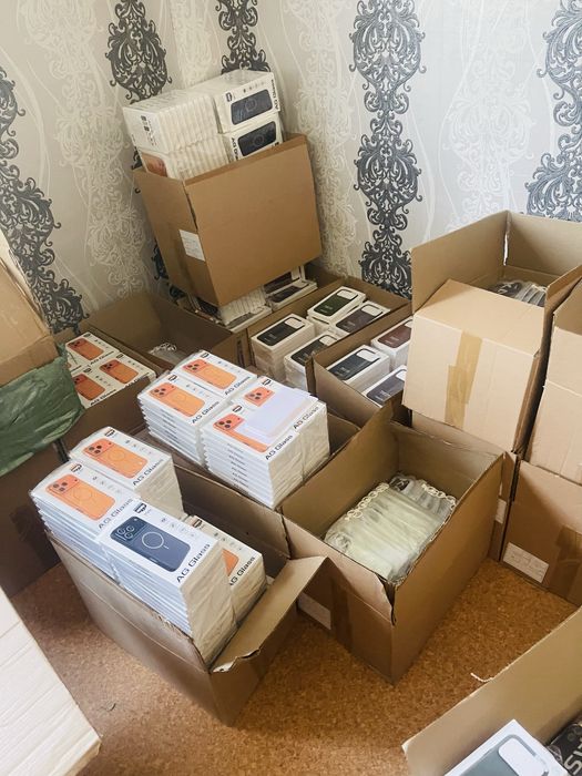 Продаю срошно чехол Apple iPhone Samsung