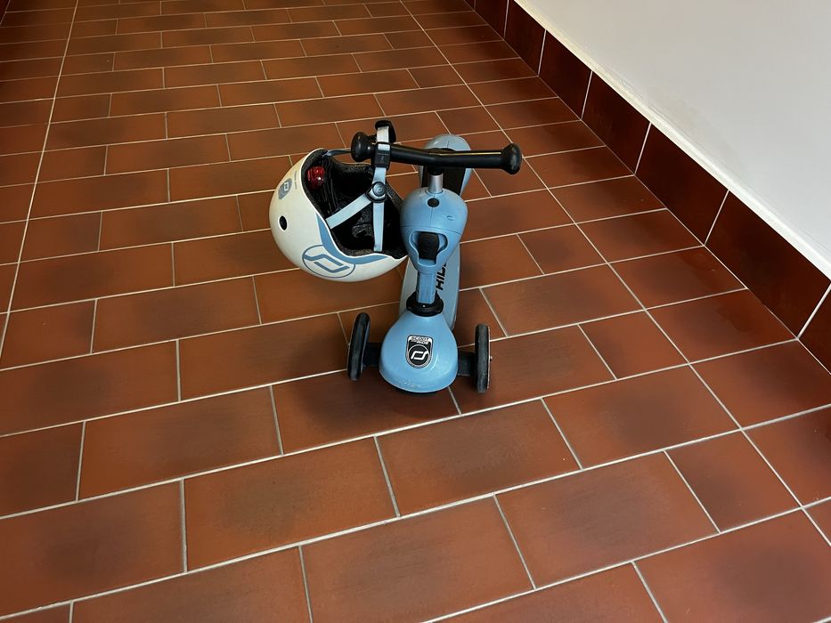 Trotineta Scoot and Ride 2 in 1 + casca