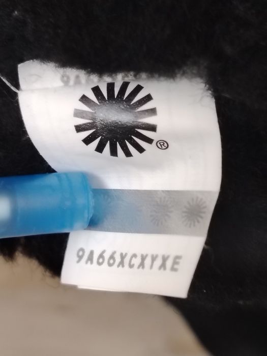 UGG Classic Short Sparkle 39 originale