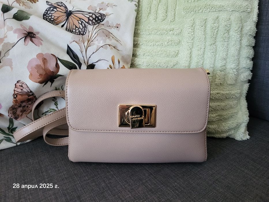 Разпродажба на дамски чанти - Zarena, Parfois, David Jones, Jenny Fair