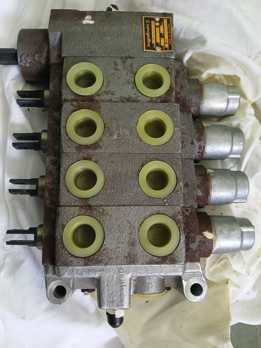 Маслен разпределител