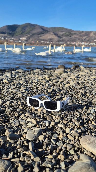 Ochelari de soare Off White Cady albi