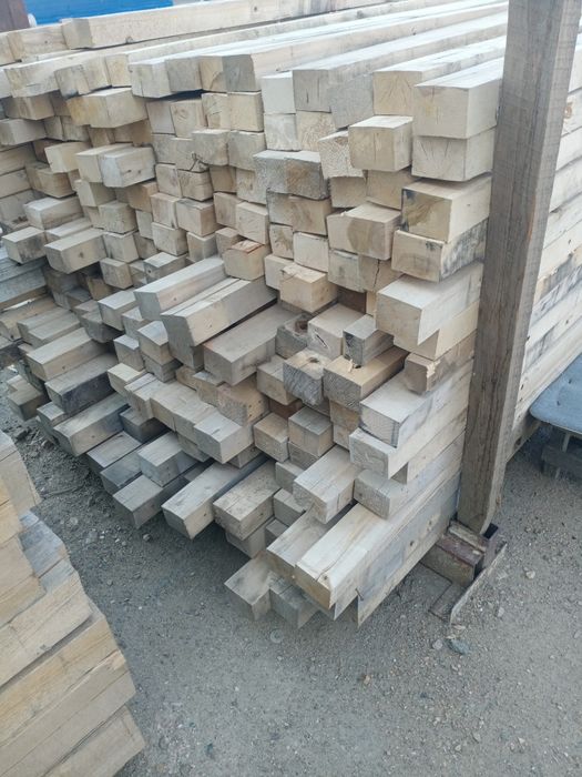 Продам строительный брус.