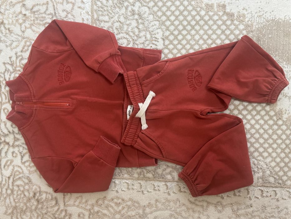 Детский спортивный костюм