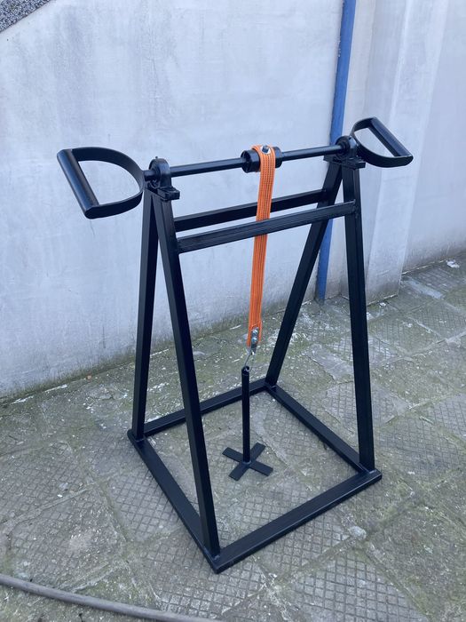 Тренажор за канадска борба