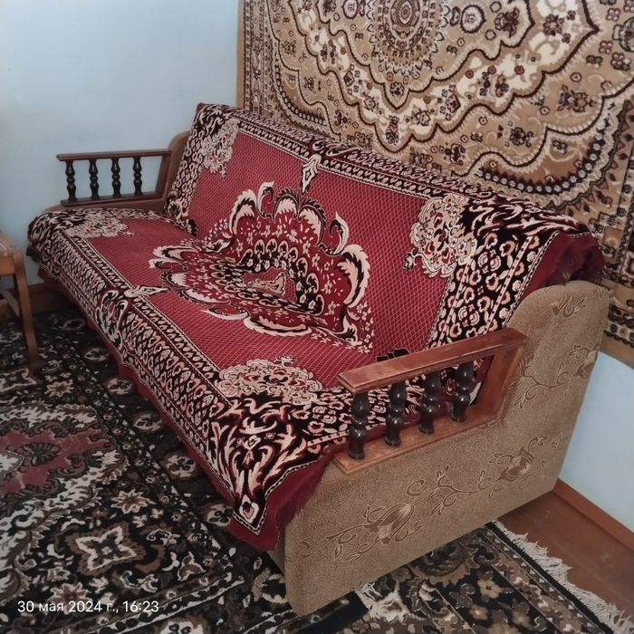 Мебель 2 кресло со стулом, шкаф и диван состояние хорошое