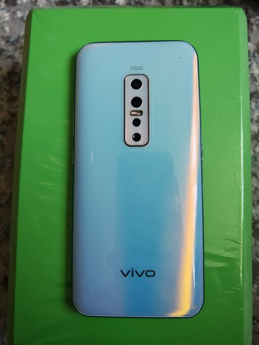 Продам Vivo v17 pro