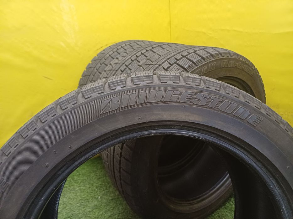 Шины 245 45 R17 BRIDGESTONE комплект