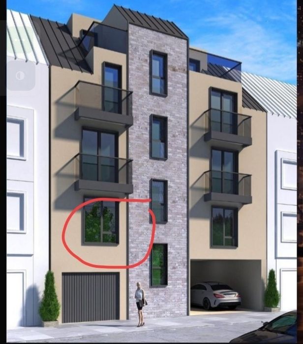 Двустаен апартамент с гараж