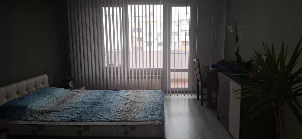 Двустаен с трапезария