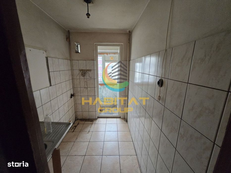 Vanzare Apartament Semidecomandat De 2 Camere 36mp Zona Piata Resita
