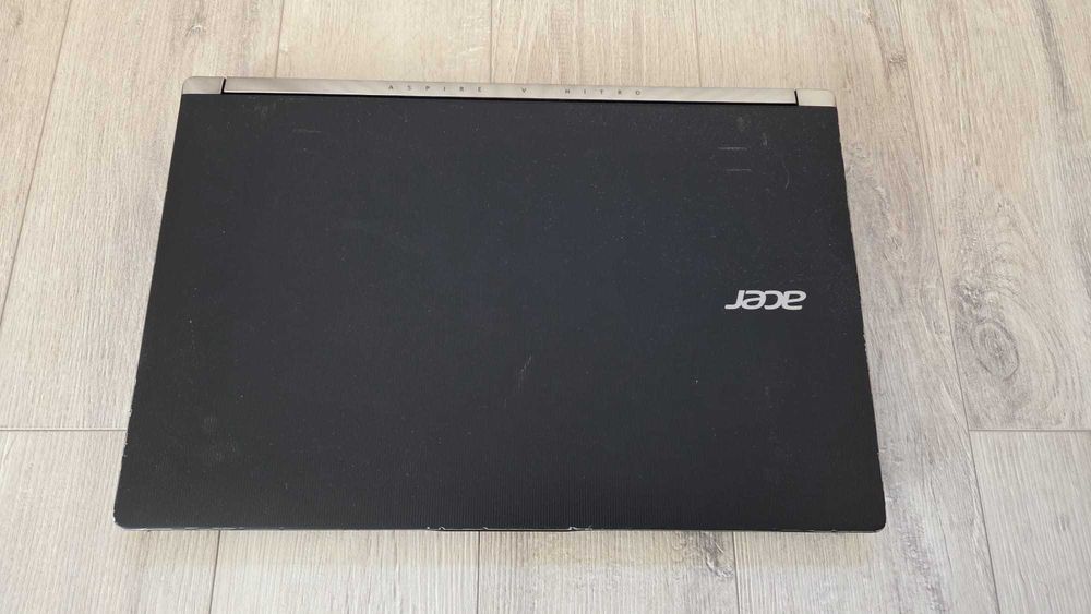 Laptop Acer Aspire V 15 Nitro cu procesor I7 gen 4