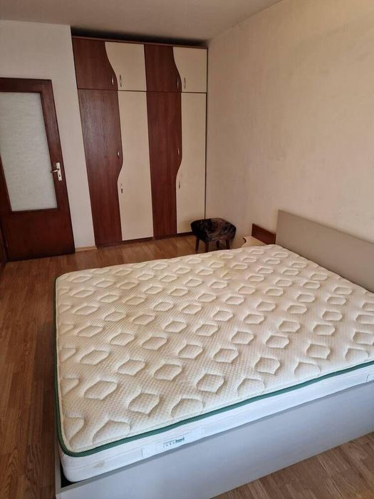 Тристаен, под наем, жк. Дървеница
