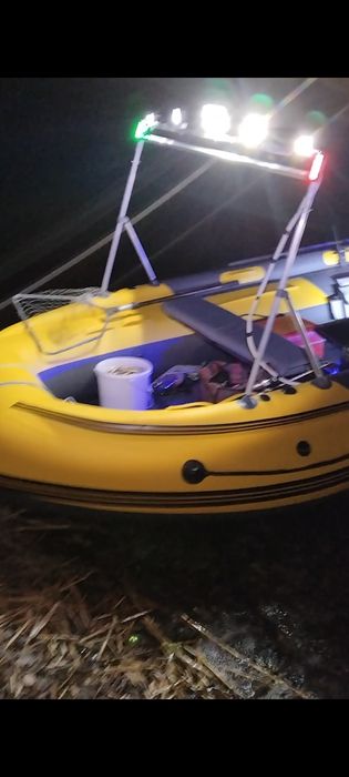 Продам или обмен лодку с мотором