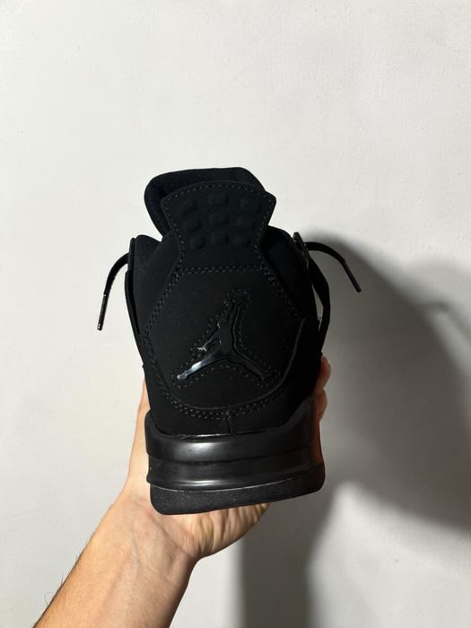 Air Jordan 4 Black Cat