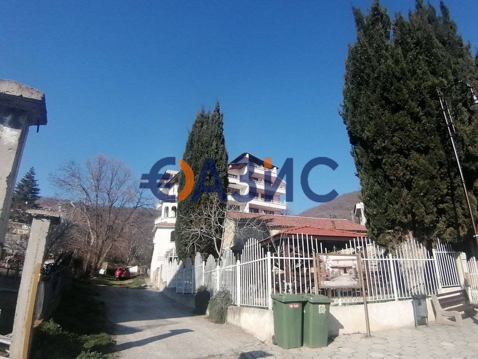 Продава се Къща в Свети Влас - 800 кв.м за 450 €/кв.м - Снимка #6