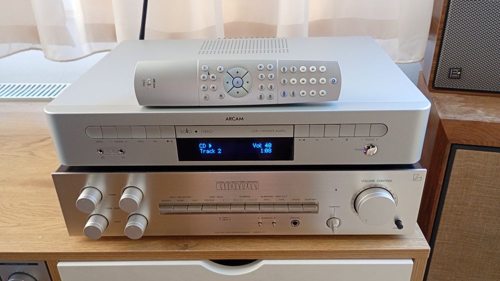 Arcam Luxman Grundig v7000 R7200