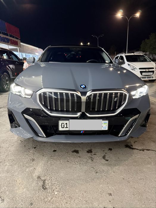 Bmw 35L 2024-Yil
