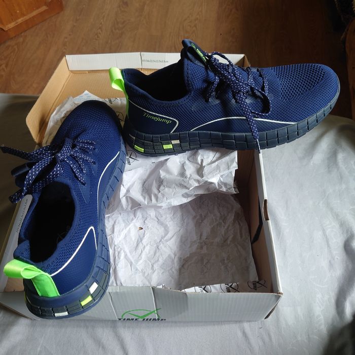 Продам Кроссовки TimeJump