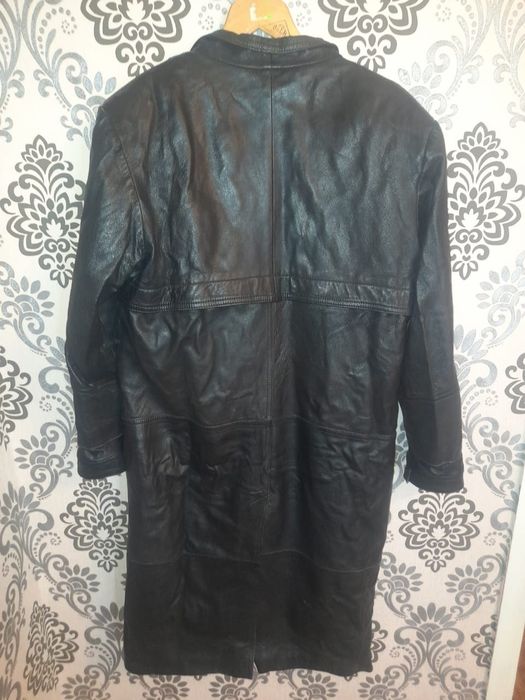 Продам женский коженый плащ