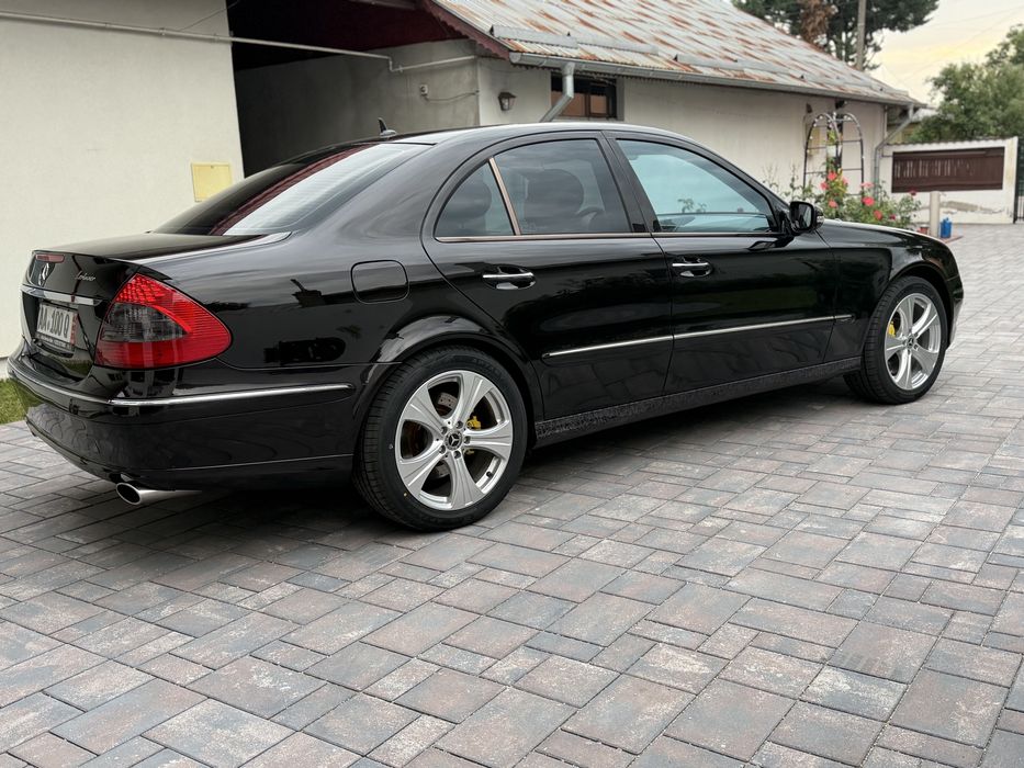 Mercedes  Benz  E class W211 420 CDI