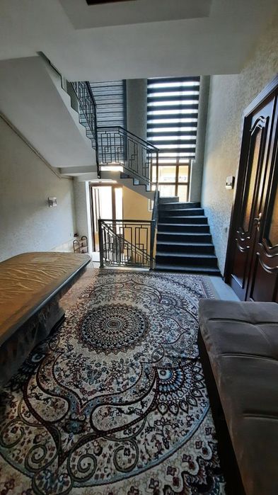 Изза 2,9 соток 8 хона