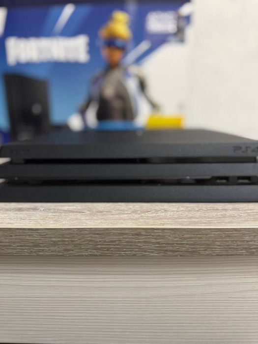 Ps 4 pro 1tb.