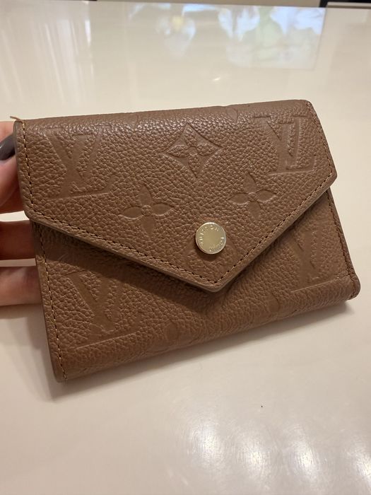 Louis Vuitton кожено портмоне