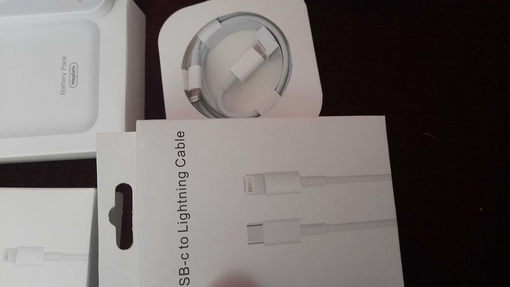cabluri incarcare fast charge 20w iPhone X 11 12 13 14 usb type c - lightning , noi la cutie