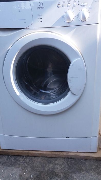 Пералня indesit  win102 на части