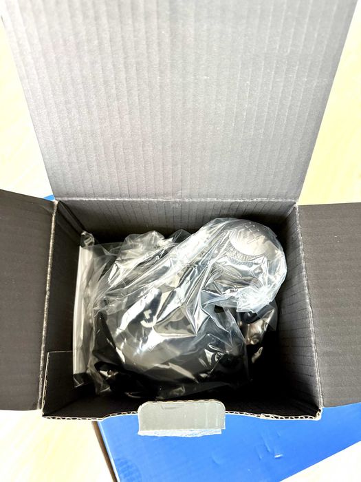 (като ново с гаранция) Logitech G923 + Скоростен Лост за PS + PC