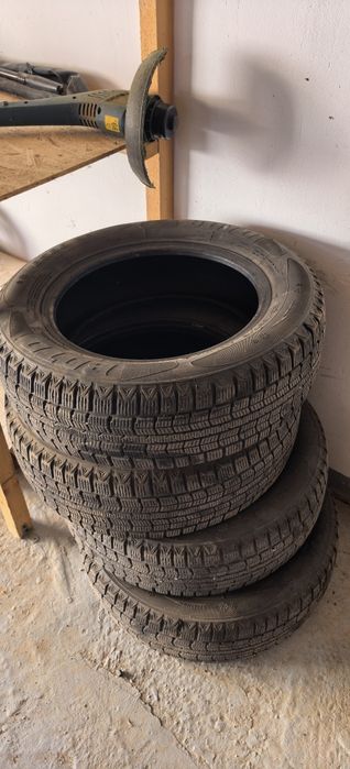 Продается шины 185/65R15