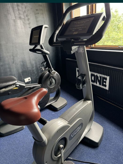 Vând biciclete profesionale Technogym Xcite