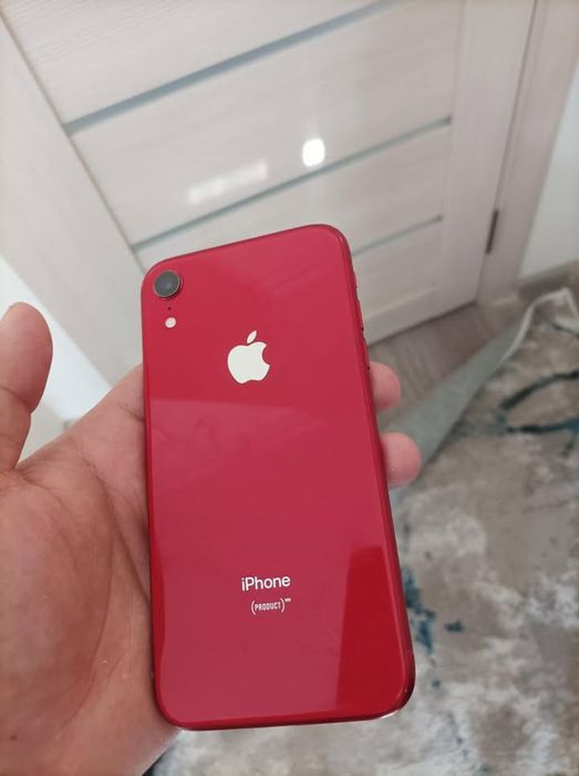 Айфон Хр сотилади