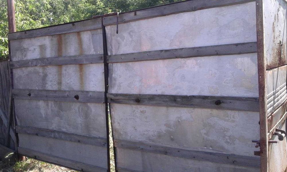 Продам дом в селе Быструха