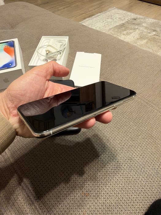 iPhone X, Silver, 64 GB