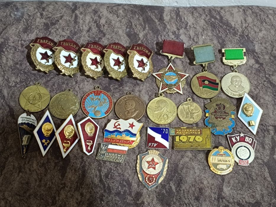 Medallar zinachoklar hammasi optom sotiladi