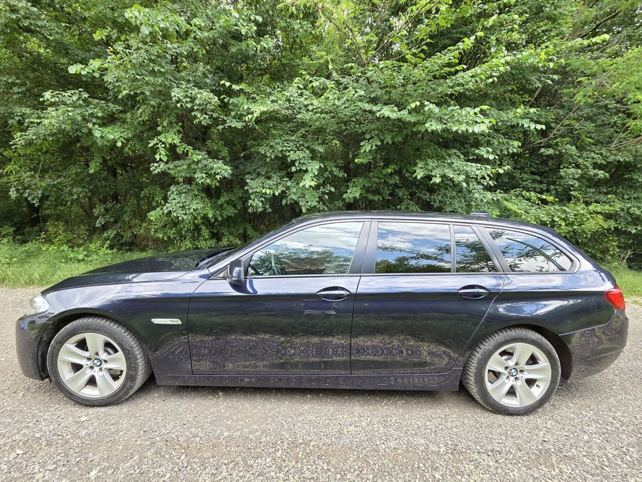 BMW Seria 5 F11 520d