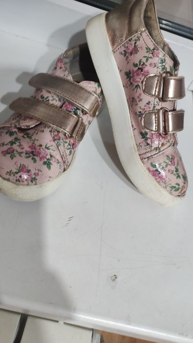 Обувь для девочки красовки ,мокасины ,туфельки 30 ,32 размер б/у