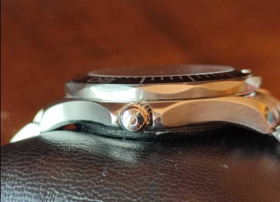 Omega Seamaster Diver 300m