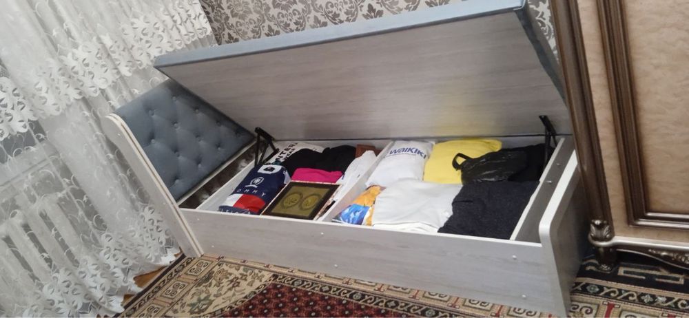 Kravat 1 kishilik sotiladi