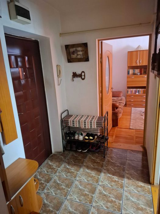 Apartament cu 3 camere de vanzare