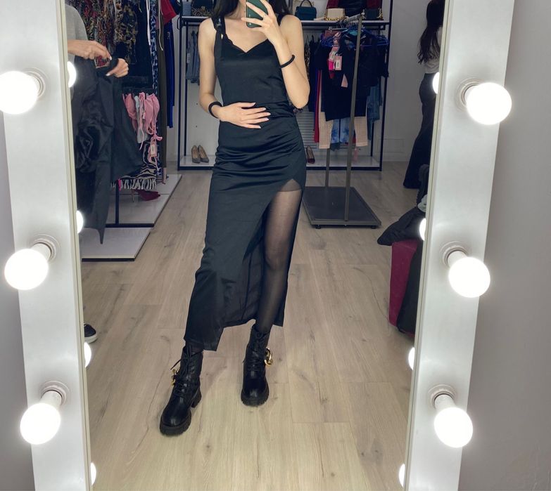 Черное вечернее платье