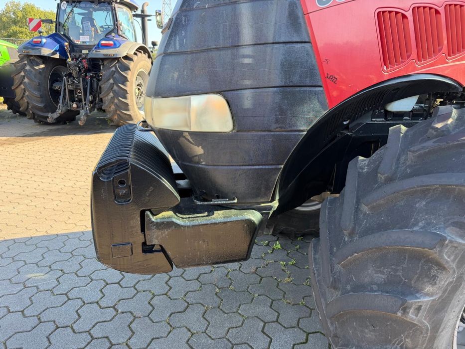 Case IH Magnum 335