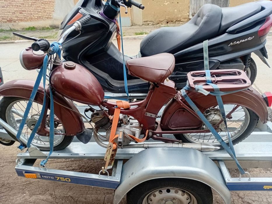 Продавам мотоциклети трактор и косачка