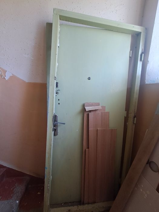 Железная дверь Входная