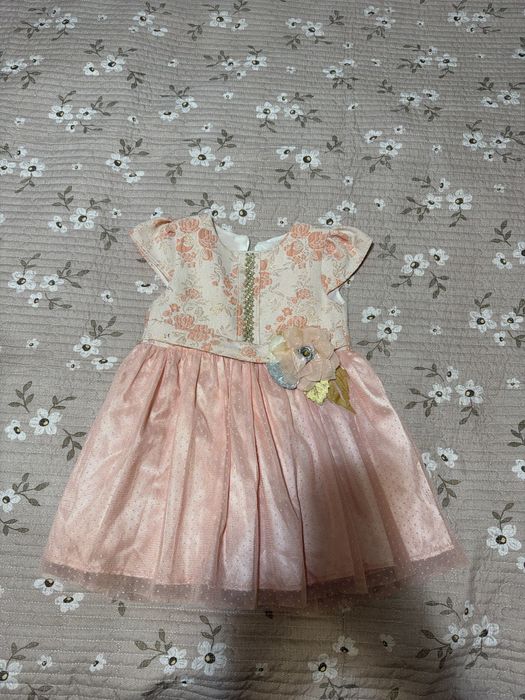 Продам платье на принцессу