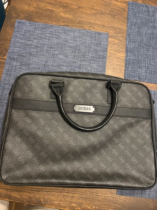 Мъжка чанта за лаптоп GUESS
